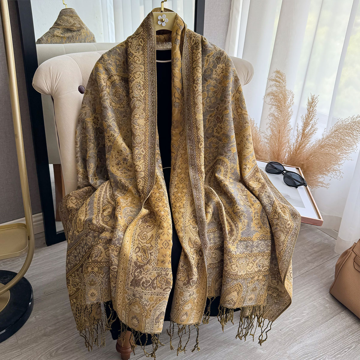 Ethnic Fashion Design - 2025Püskül Battaniye Tasarımı Etnik Tarzı Kalın